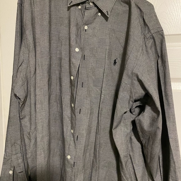 Multiple Ralph Lauren Button Ups - Picture 2 of 6